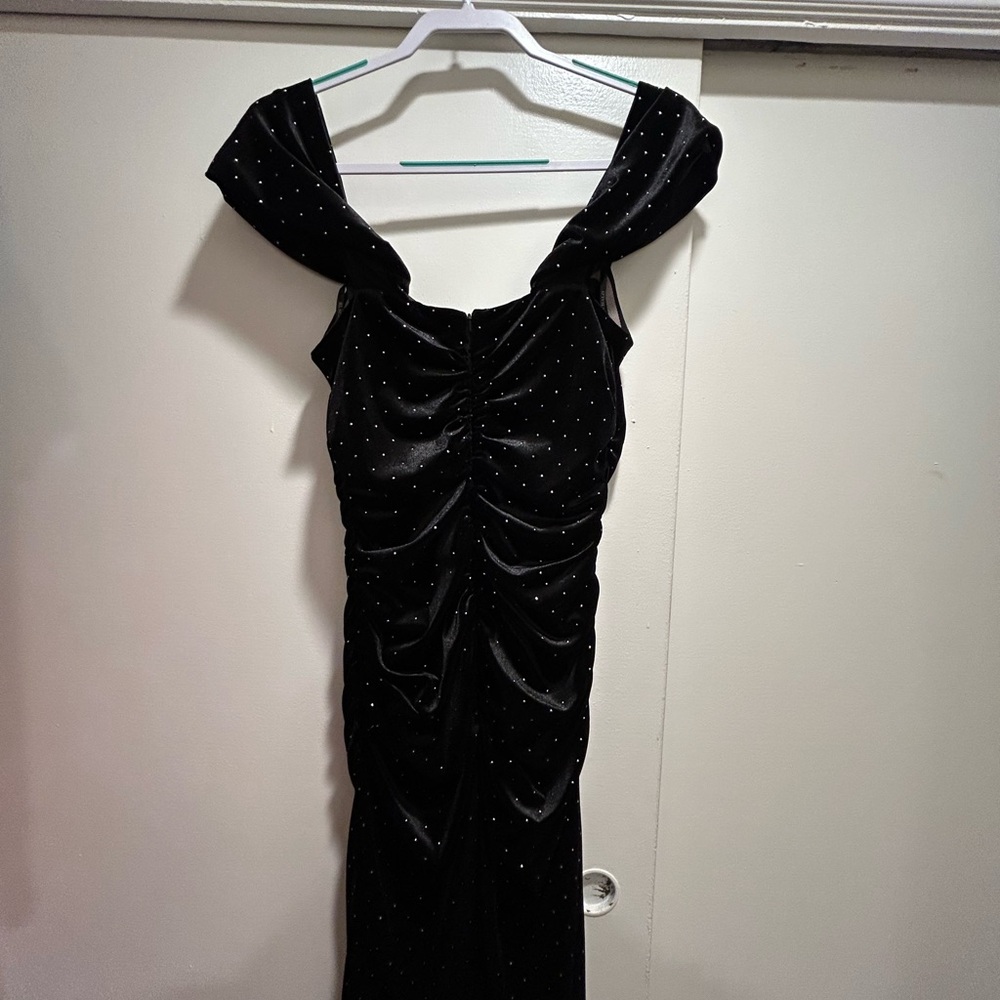 Elegant Black Evening Dress